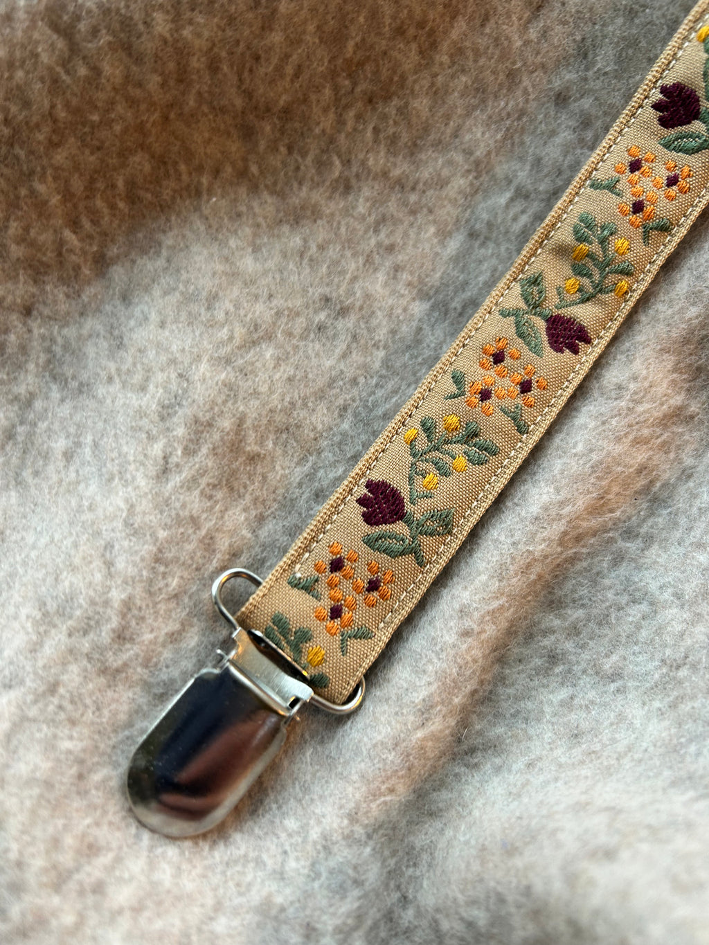 Brown Autumn - pacifier clip