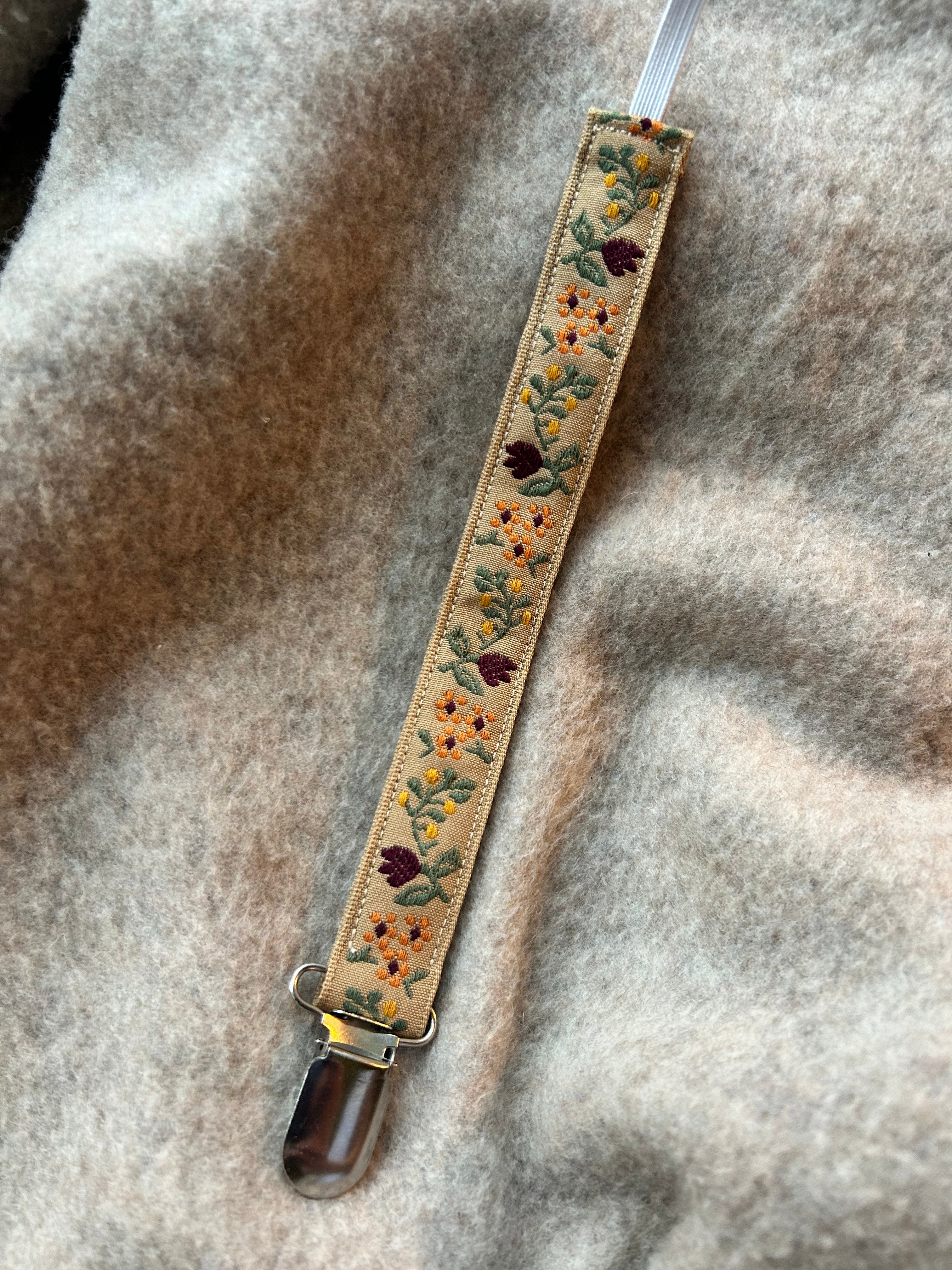 Brown Autumn - pacifier clip